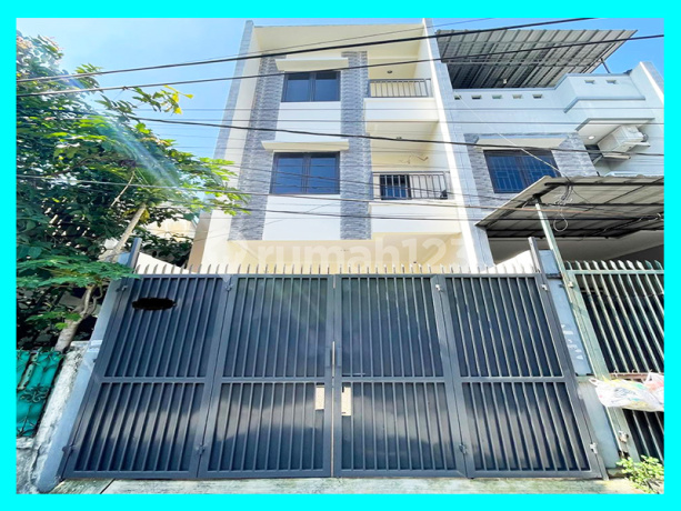 Chandra Rumah Ukuran 3.7X15m di Komplek Kavling Polri