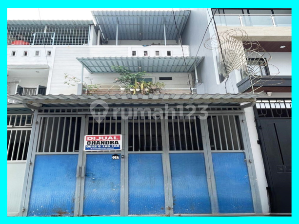 Chandra 4x17m House with Wide Road in Jelambar Chandra 4x17m House with Wide Road in Jelambar