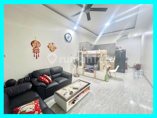 Chandra Rumah uk 4x15m lokasi bagus di jelambar Chandra Rumah uk 4x15m lokasi bagus di jelambar