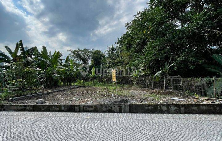 Tanah Dalam Perumahan Merapi Regency