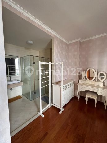 Dijual Apartemen Ancol Mansion 2 Kamar Tidur  Bagus Furnished