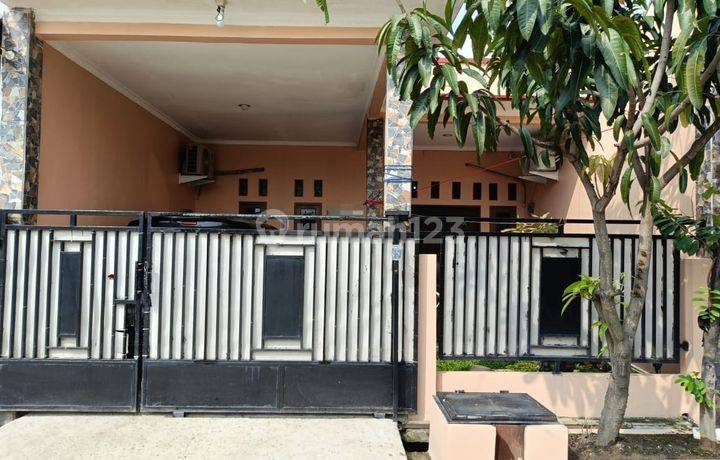 Rumah Bagus dan Terawat Siap Huni di The Palm Green Residence Bekasi