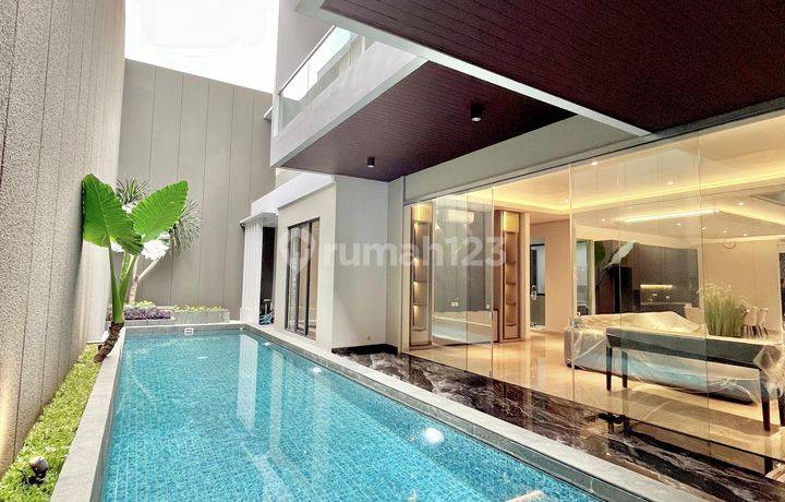 Rumah Sultan Gress The Chofa Private Cluster Furnished Mewah 