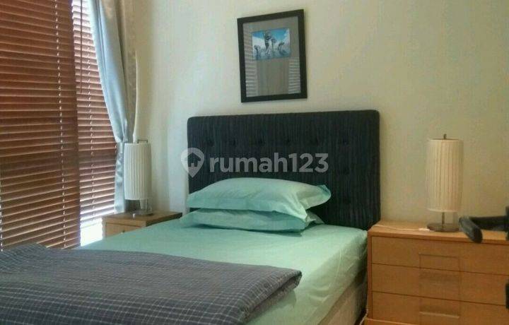 Disewakan apartemen Bellagio Residence 2 + 1 study room 