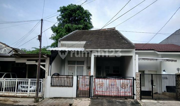 Rumah dijual di Bintaro Jaya Sektor 3 Murah Strategis dekat Stasiun