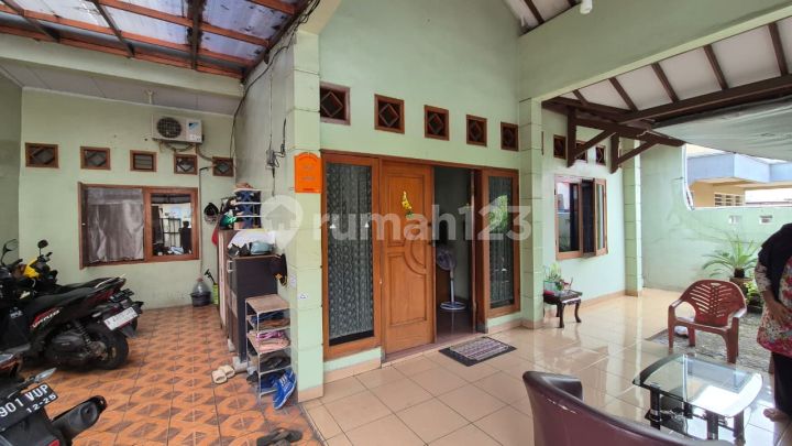 Dijual Rumah Tanah Luas di Larangan Indah Ciledug Tangerang Bebas Banjir Dekat Busway Dijual Rumah Tanah Luas di Larangan Indah Ciledug Tangerang Bebas Banjir Dekat Busway