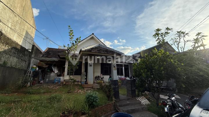 Available for sale  Rumah dalam komplek Taman Bougenville Estate, Pondok Gede