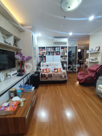 Apt Riverside | 98M | 2+1 KT | Furnish - Lantai Tengah Apt Riverside | 98M | 2+1 KT | Furnish - Lantai Tengah
