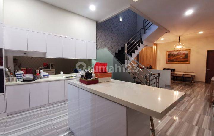 Rumah Minimalis Pluit | Jalan Utama | Dekat Tol