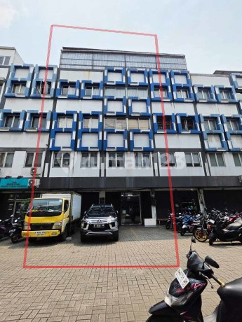5-Storey Attached Shophouse in Bukit Gading Raya, Kelapa Gading, North Jakarta, Near Sunter Toll, Building Area 526 m²