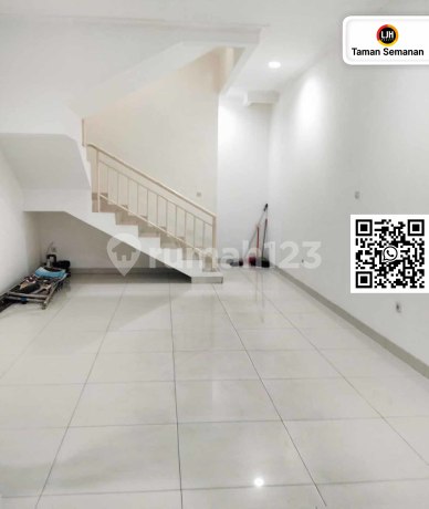 Ruko Strategis Taman Aries Jakarta Barat, 3.5 Lantai Hadap Jalan Raya, 196 M²