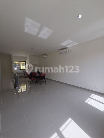 Ruko Maggiore Bagus 90 m2 Gading Serpong, Tangerang Ruko Maggiore Bagus 90 m2 Gading Serpong, Tangerang