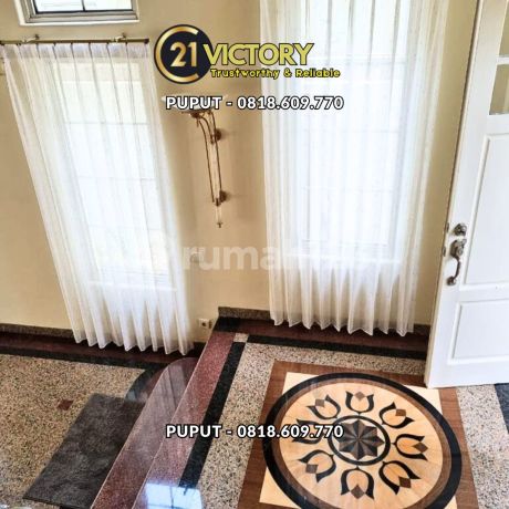 Dijual Rumah Cantik 2-Lantai Semi-Furnish di Lippo Karawaci Dijual Rumah Cantik 2-Lantai Semi-Furnish di Lippo Karawaci