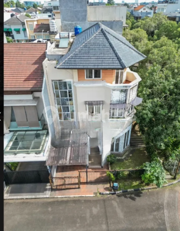 Rumah Dijual di Villa Pondok Indah- Kebayoran Lama Rumah Dijual di Villa Pondok Indah- Kebayoran Lama