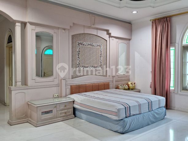 Dijual Rumah Bintang Diponggo