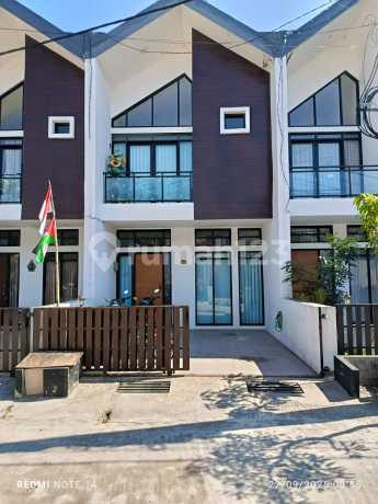 Rumah 2 Lantai Dekat Akses Toll Summarecon Bandung