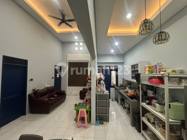 Rumah Citraland Dekat Pakuwon Indah Graha Famili