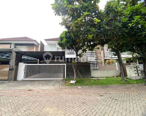 Graha Famili House Near Pakuwon Indah Citraland Wiyung