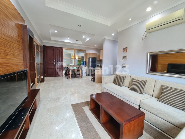 Apartement Belezza Permata Hijau, Tower Lourve, Private Lift, 2 BR Furnished Bagus