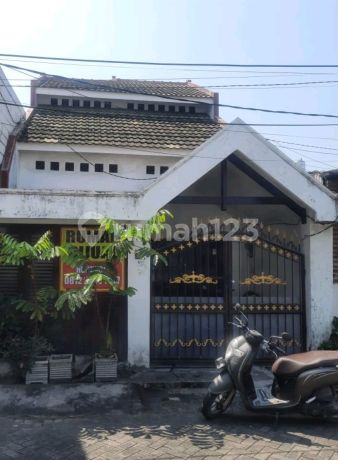 House for Sale in Gkb Manyar Gresik