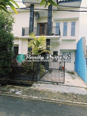 Dijual Rumah Di Jatiwarna Indah 2 Lantai  lingkungan Asri Di Jati Rahayu, Pondok Melati