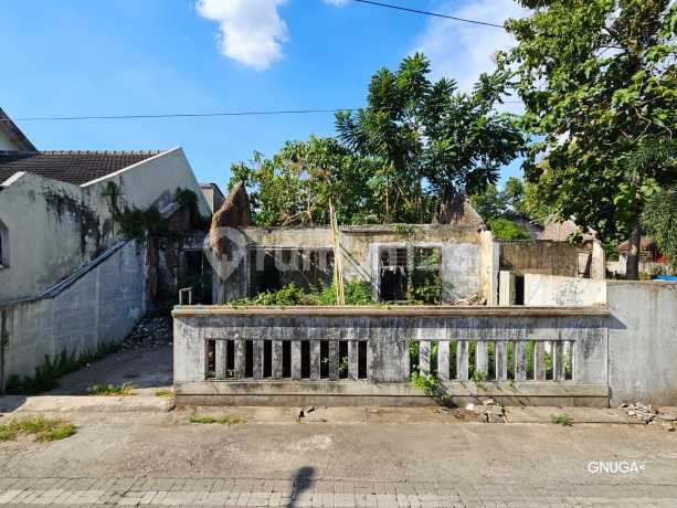 Rumah Bumi Wana Lestari Sambikerep Surabaya Barat SHM 10x12 Hitung Tanah