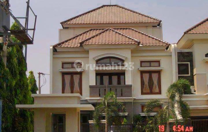 Flash Sale Rumah 3 Lantai Central Park Klampis Regency Semolowaru Surabaya Bangunan Terawat Interior Mewah 4man Dkt Merr
