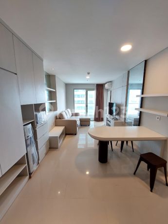 Strategis Banget! Apartemen Praxis Full Furnished Dekat Tunjungan Plaza Strategis Banget! Apartemen Praxis Full Furnished Dekat Tunjungan Plaza