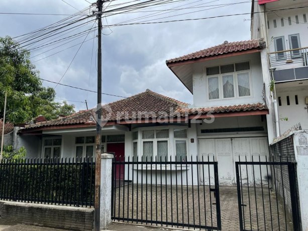 Rumah Lama Terawat SHM Si Sayap Supratman Pahlawan Dkt Gasibu