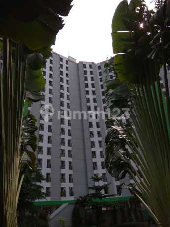 Selling Green Lake Ciputat Apartment, 2 Studios Combined into 1. The Apartment Has a Luxurious Ambiance but is Priced Affordable. Selling Green Lake Ciputat Apartment, 2 Studios Combined into 1. The Apartment Has a Luxurious Ambiance but is Priced Affordable.