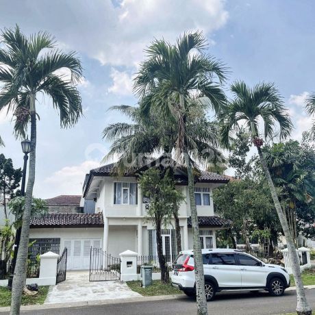 Rumah Asri 2 Lantai di Taman Himalaya Lippo Karawaci, Tangerang