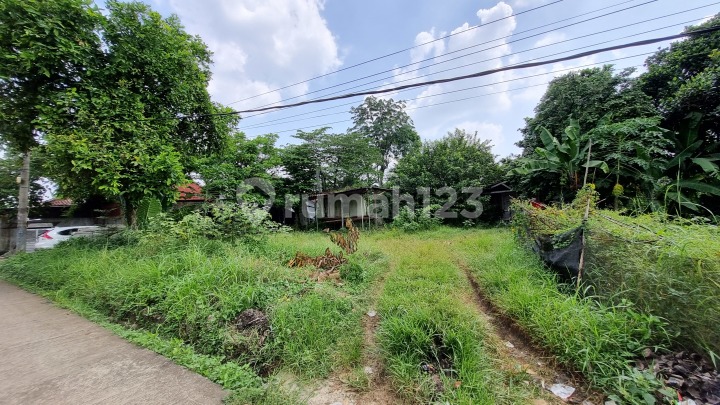 Dijual Rumah dengan Lahan yang Luas ada Tambak Ikan di Parung, Bogor. Dijual Rumah dengan Lahan yang Luas ada Tambak Ikan di Parung, Bogor.