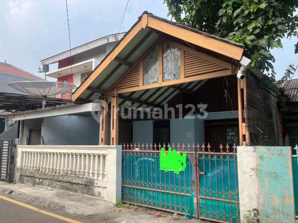 Dijual Rumah di Komplek Sapta Taruna, Jalan Koperpu 