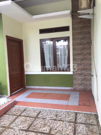 Dijual Rumah Bagus 1 Lantai 2 Kamar Tidur di Pesona Karawaci Tangerang