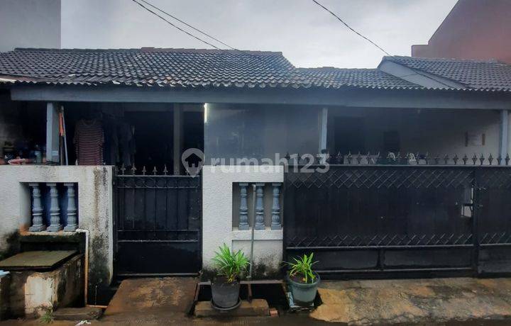 Rumah Siap Huni Lokasi Strategis di Taman Mangu indah, Bintaro, Tangerang Selatan