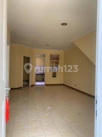 Rumah Lantai Bawah Town House , Nyaman, Adem HGB di Karawaci Rumah Lantai Bawah Town House , Nyaman, Adem HGB di Karawaci