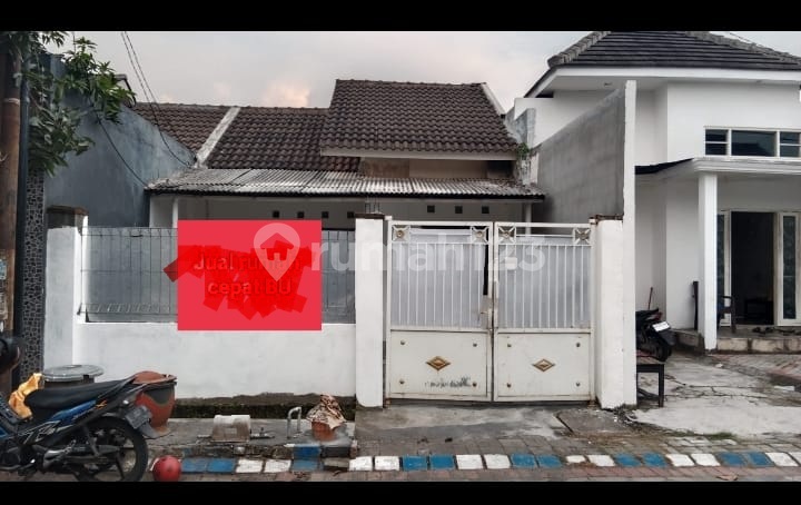 House for Quick Sale, Need Money in Kahuripan Nirwana House for Quick Sale, Need Money in Kahuripan Nirwana