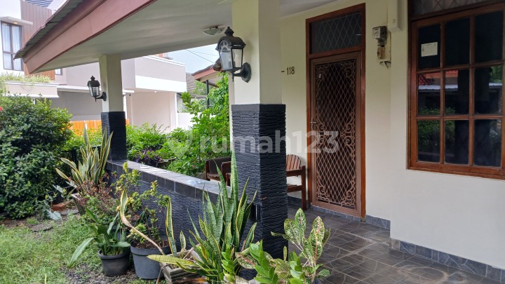 Rumah Tenang dekat Universitas Pamulang di Kompleks Witana Harya Blok C jual Murah