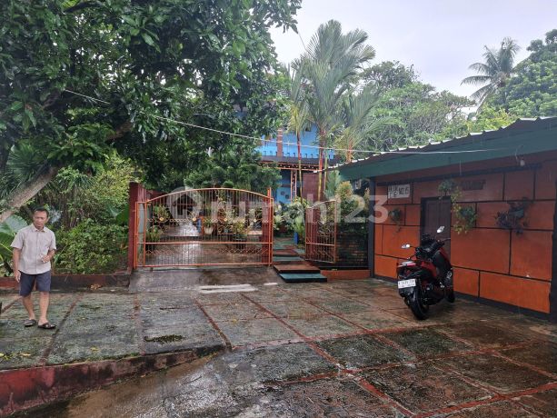 Di Jual Rumah Asri dengan Halaman Luas di Perumahan Bumi Mekar Wangi, Bogor