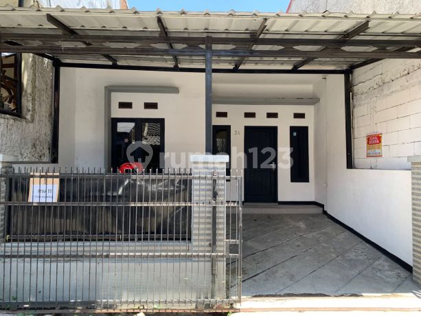 Rumah Siap Huni Dalam Komplek Di Cimahi 