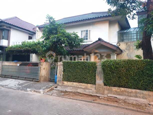 Rumah di Puri Flamboyan 2 Lantai Rumah di Puri Flamboyan 2 Lantai