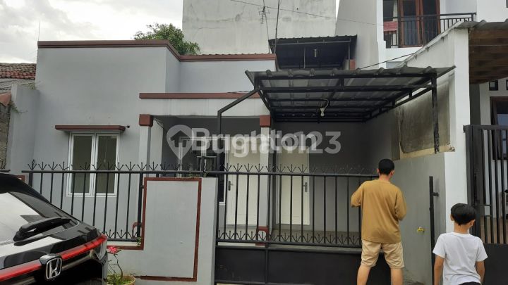 Rumah 2 Lantai Siap Huni di Kemang IFI Graha Bekasi Rumah 2 Lantai Siap Huni di Kemang IFI Graha Bekasi