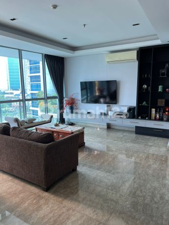 Apartemen Windsor Puri, 186 sqm, Furnished, Private Lift