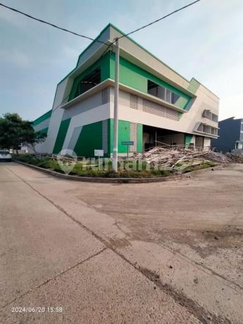 Gudang/Gedung/Pabrik Pergudangan Laksana, Luas 2.790 Sqm, Kosong