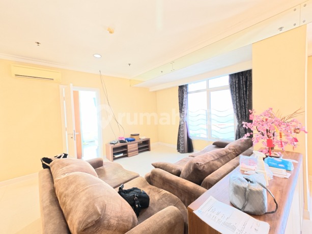 Apartemen Pantai Mutiara, 3+1 Kamar Tidur, Semi Furnished, View Laut