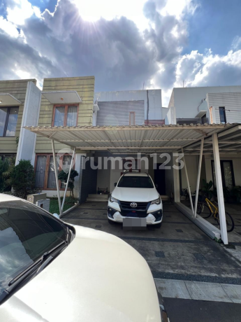 Rumah Dekat UIN & Tol Jakarta Serpong Di Cluster Greenwoods Townhouses Tangerang Selatan