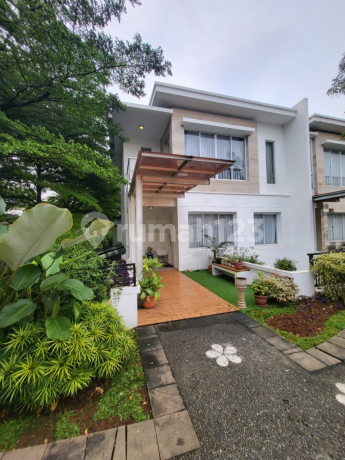 Rumah Mewah 3 Lantai Full Furnished di River Valley Residence Lebak Bulus - Cilandak, Jakarta Selatan Rumah Mewah 3 Lantai Full Furnished di River Valley Residence Lebak Bulus - Cilandak, Jakarta Selatan