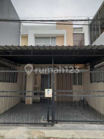 For Sale Tidy House Ready to Occupy Poris Area, Tangerang For Sale Tidy House Ready to Occupy Poris Area, Tangerang