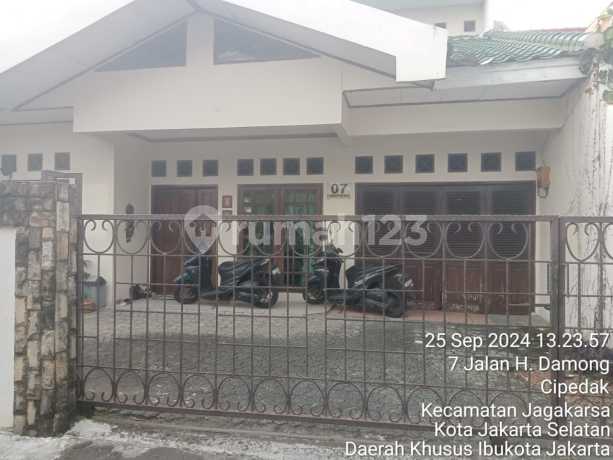 Rumah Luas, Strategis Dekat Pintu Tol Dijual Murah