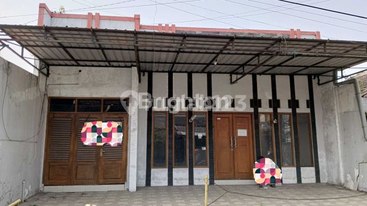 RUMAH LUAS 2 LANTAI DI LIMAN MUKTI SEMARANG